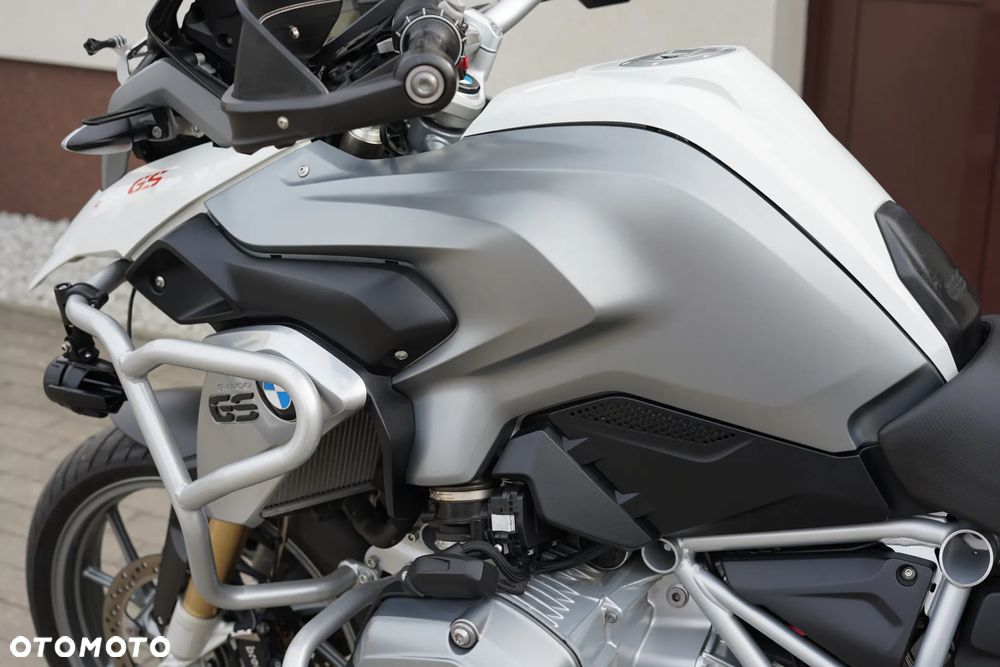 BMW R - 28