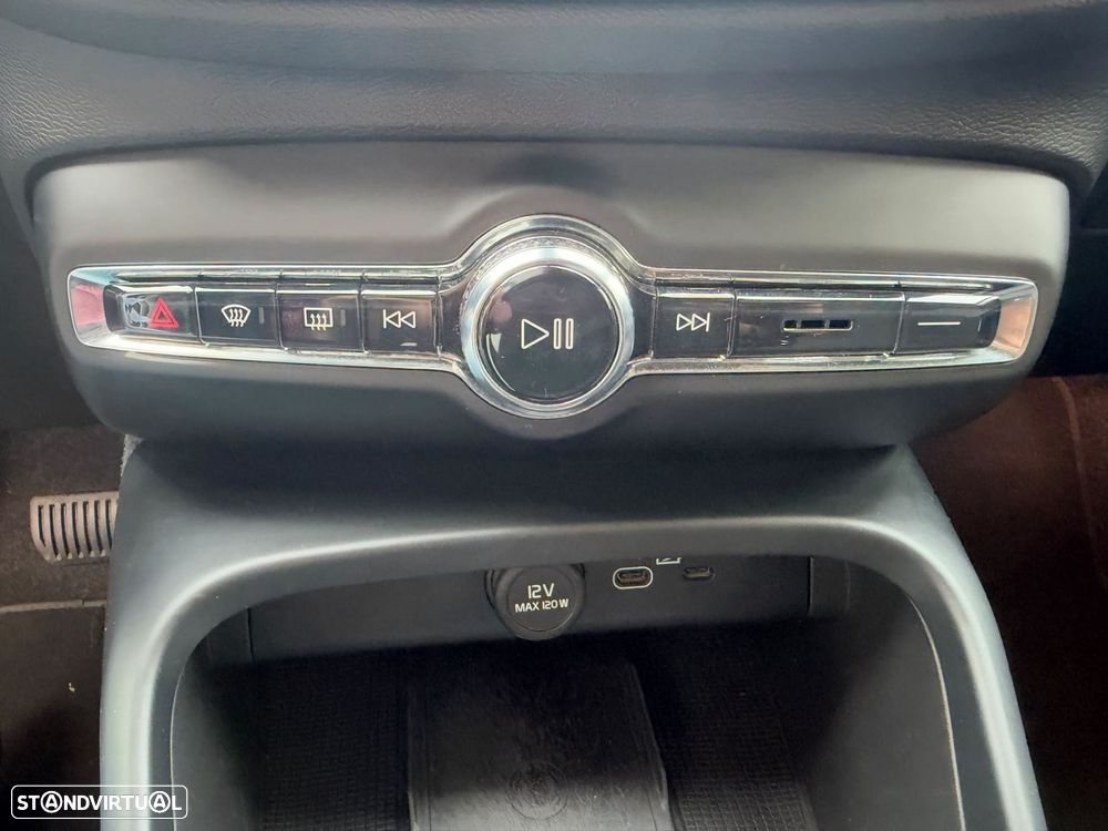 Volvo C40 Recharge Twin First Edition - 14