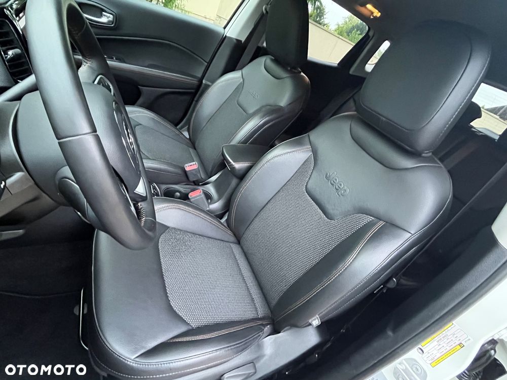 Jeep Compass 1.4 TMair Limited FWD S&S - 30