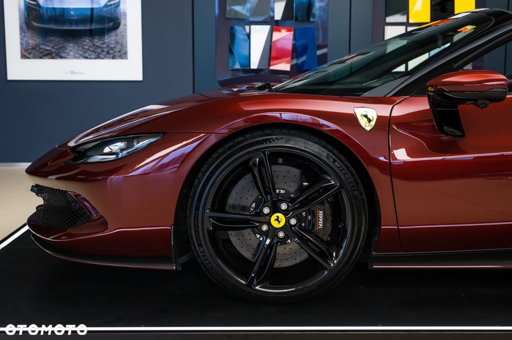 Ferrari 296 GTS - 11