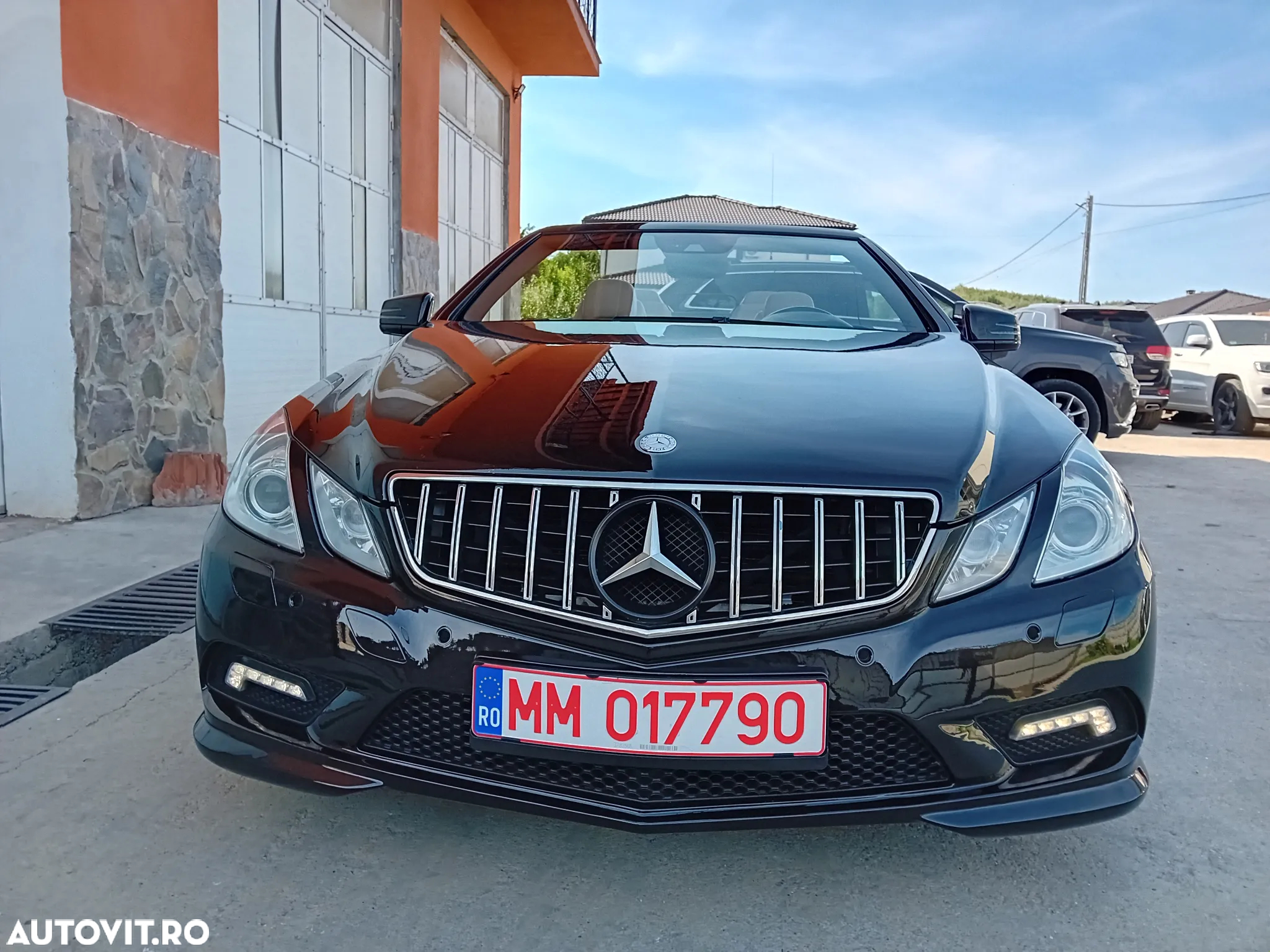 Mercedes-Benz E 220 (BlueTEC) d Cabrio - 2