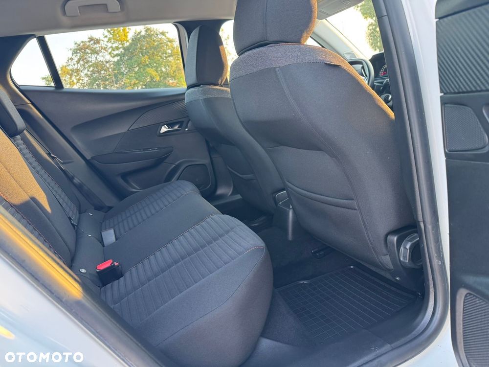 Peugeot 2008 1.5 BlueHDi Allure S&S - 33