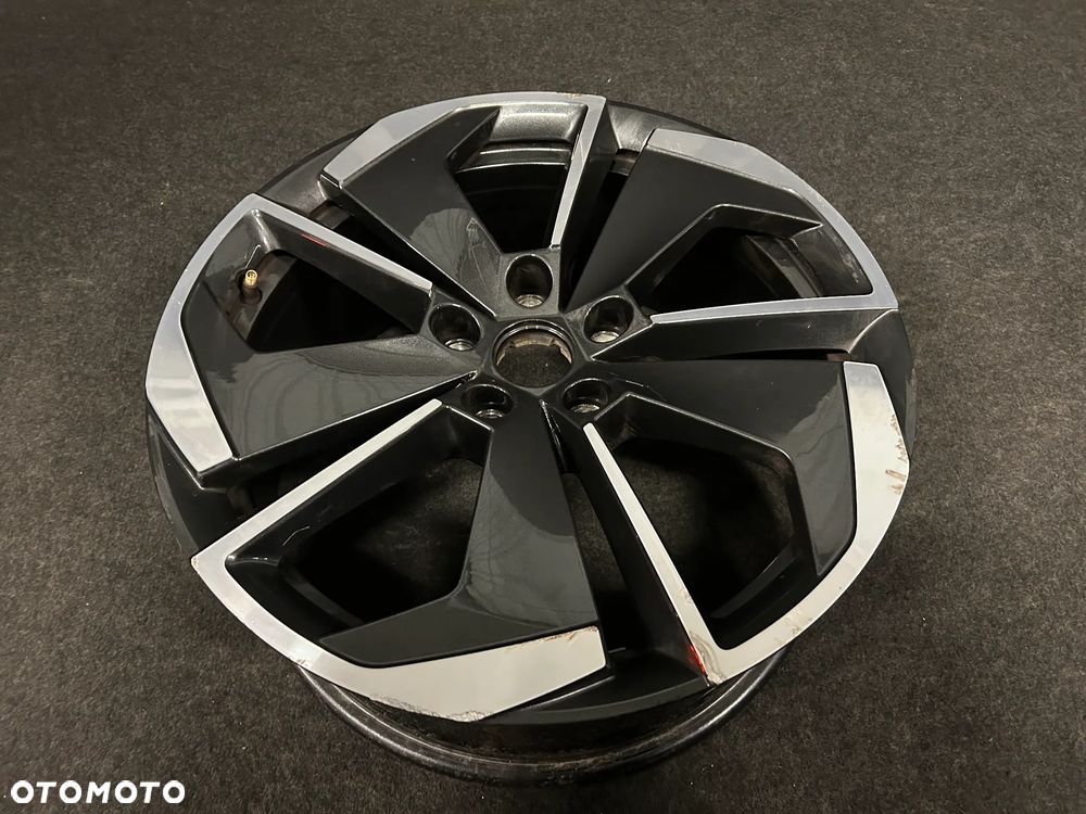 Alufelga Skoda Octavia IV 18 cali 5x112 1szt. 5E3601025M - 2