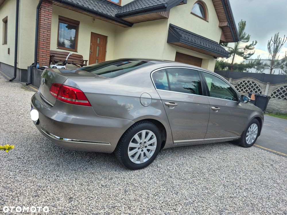 Volkswagen Passat 2.0 TDI DPF Comfortline - 6