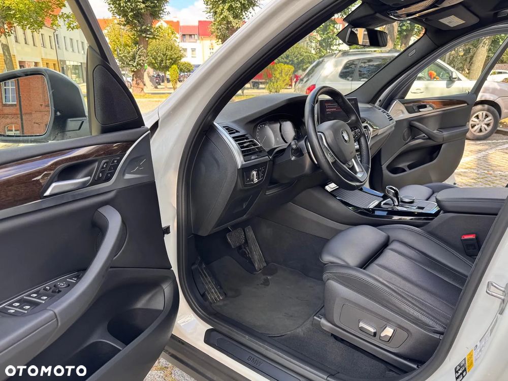 BMW X3 xDrive30i GPF xLine - 24