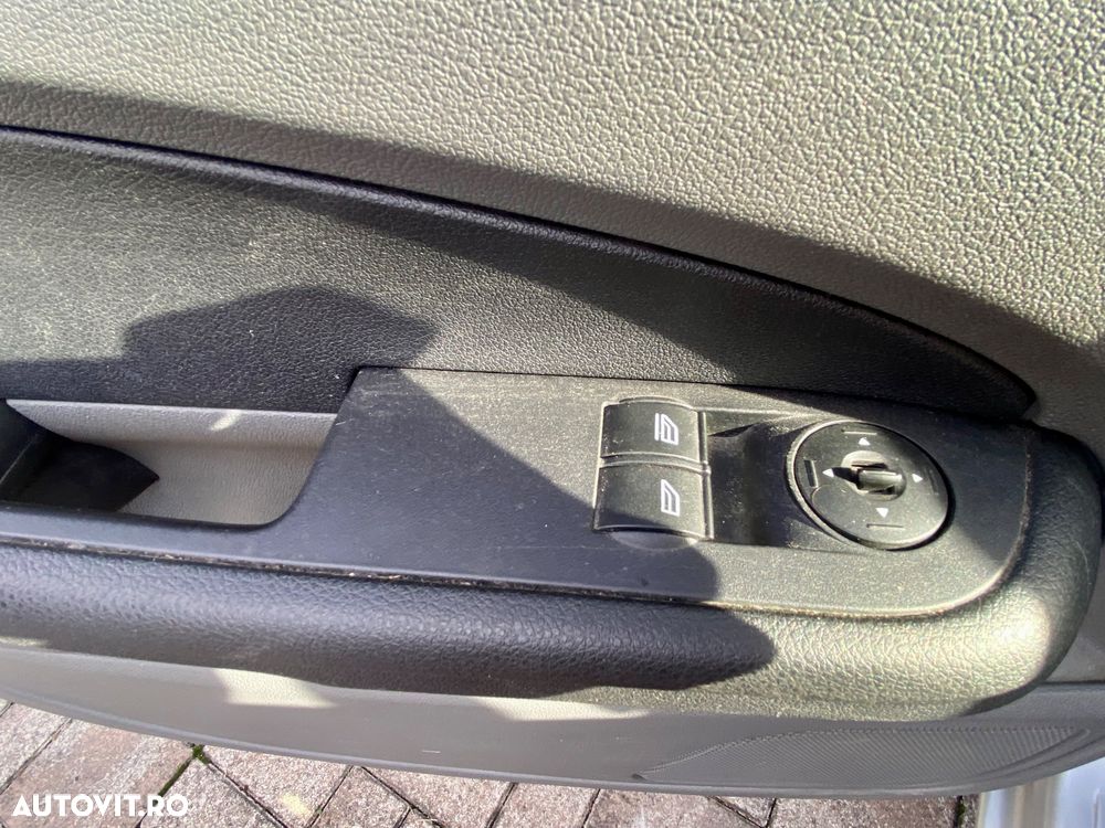 Ford Focus 1.6 TDCI 90 CP Trend - 10