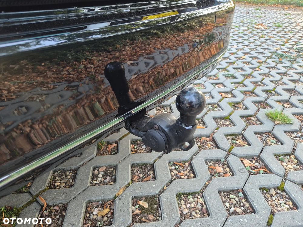 Volkswagen Passat Variant 2.0 TDI SCR DSG - 13