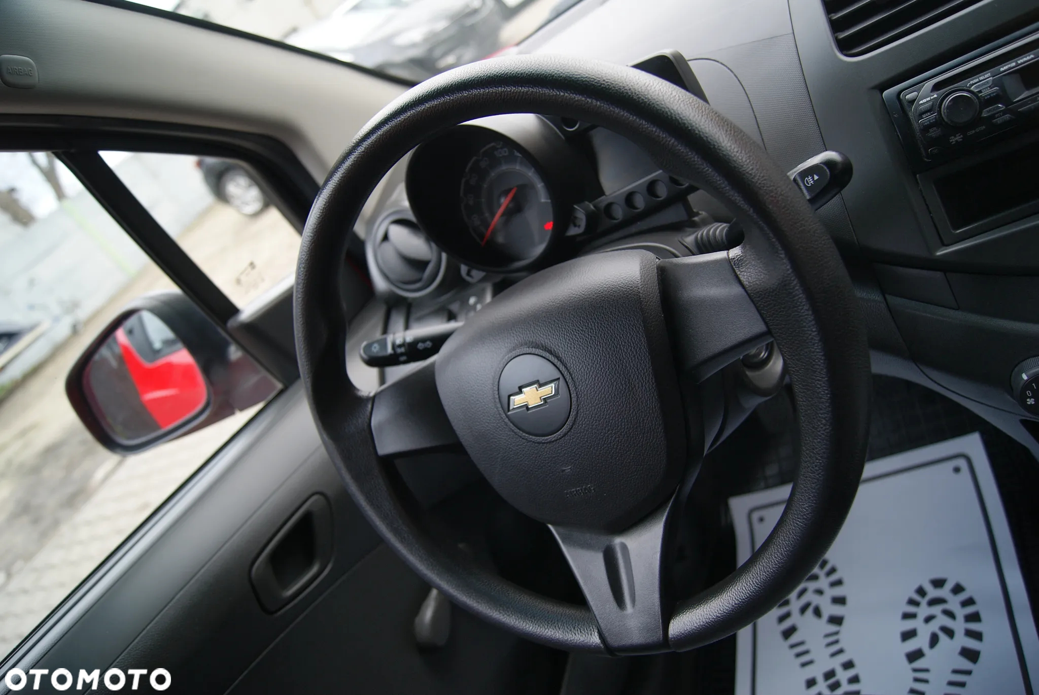 Chevrolet Spark 1.0 Base+ - 12