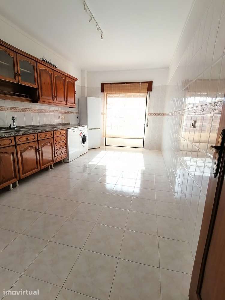 265.000 € | 90 m² | T2 | Excelente estado de conservação - Grande imagem: 5/24