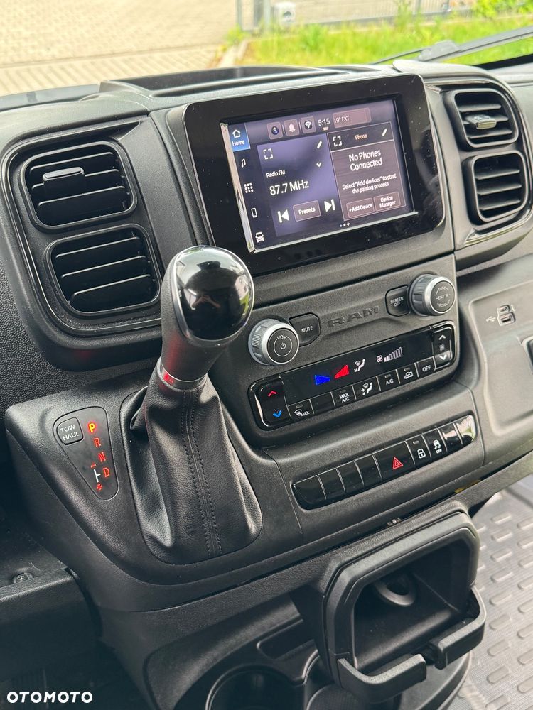 RAM PROMASTER 1500 - 14