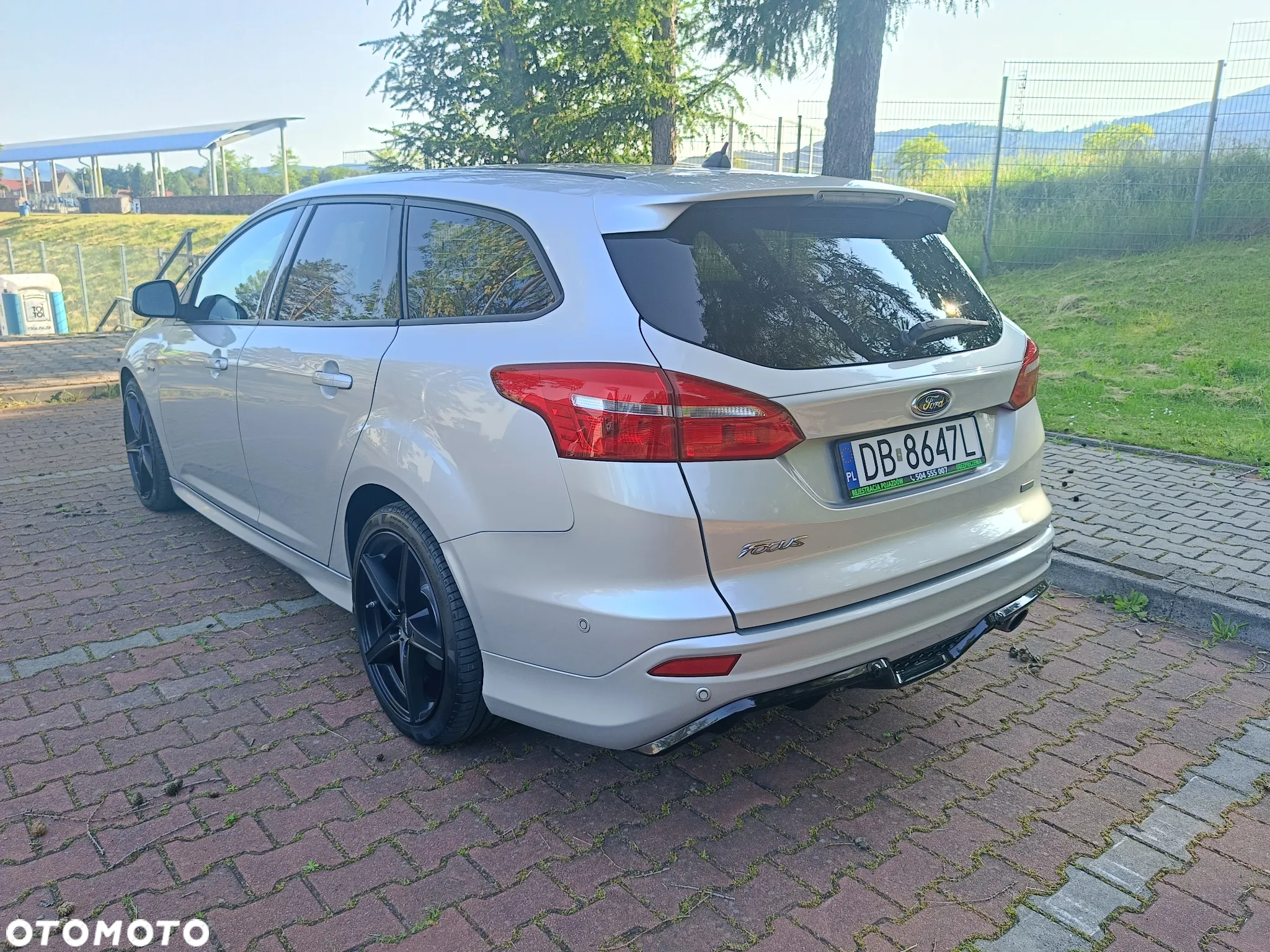 Ford Focus Turnier 1.5 EcoBoost Start-Stopp-System ST-LINE - 4