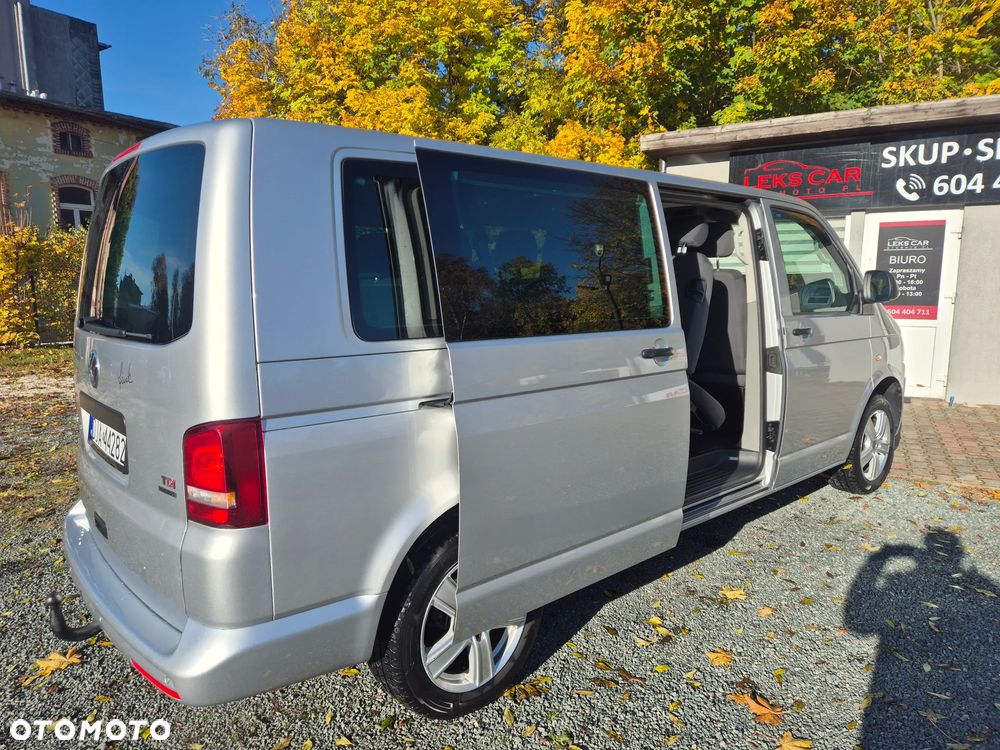 Volkswagen Caravelle - 31