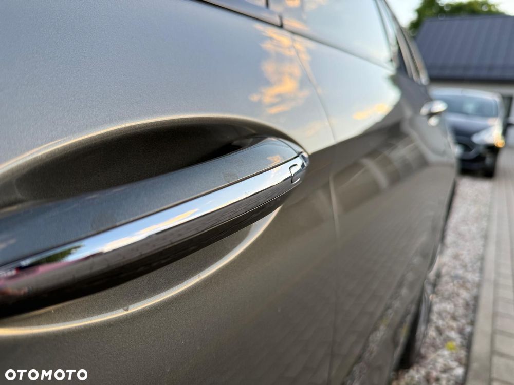 Opel Insignia 2.0 CDTI automatik Business Innovation - 21