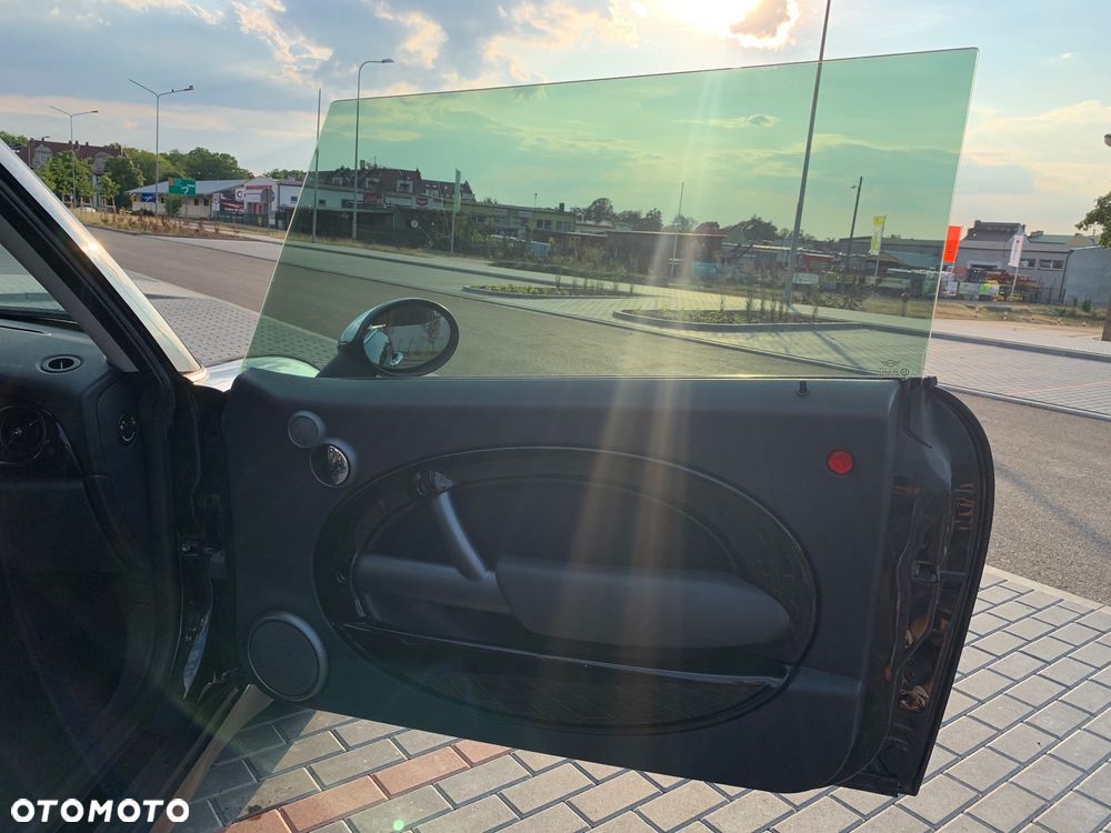 MINI ONE Standard - 12