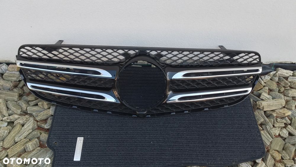 Mercedes GLC A253 Grill ATRAPA CHŁODNICY A25388066 IGŁA - 2