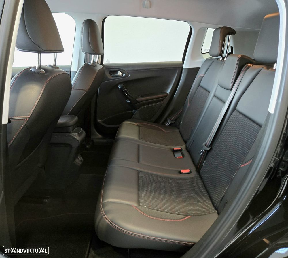 Peugeot 2008 1.2 PureTech GT Line - 10