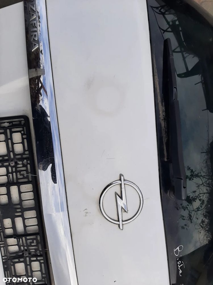 klapa Opel Zafira B - 3