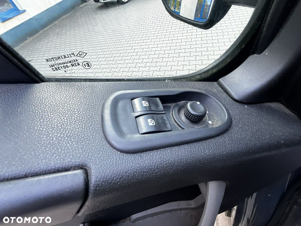 Renault Master - 18