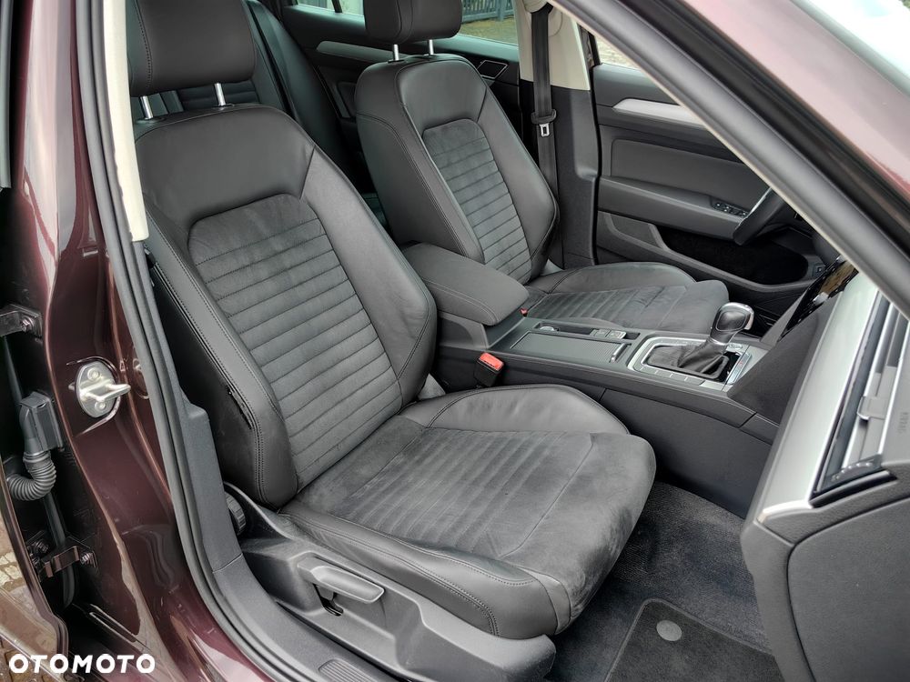 Volkswagen Passat 2.0 TDI Bi-Turbo BMT 4Mot Highline DSG - 12