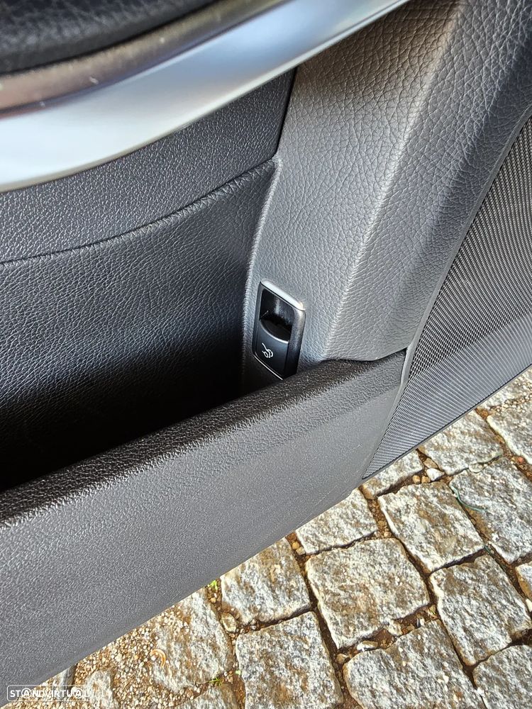 Mercedes-Benz E 300 - 28