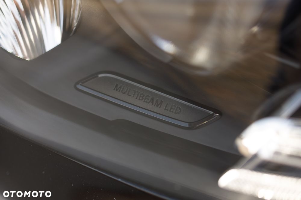 Mercedes-Benz GLC 300 de 4Matic 9G-TRONIC AMG Line Plus - 8