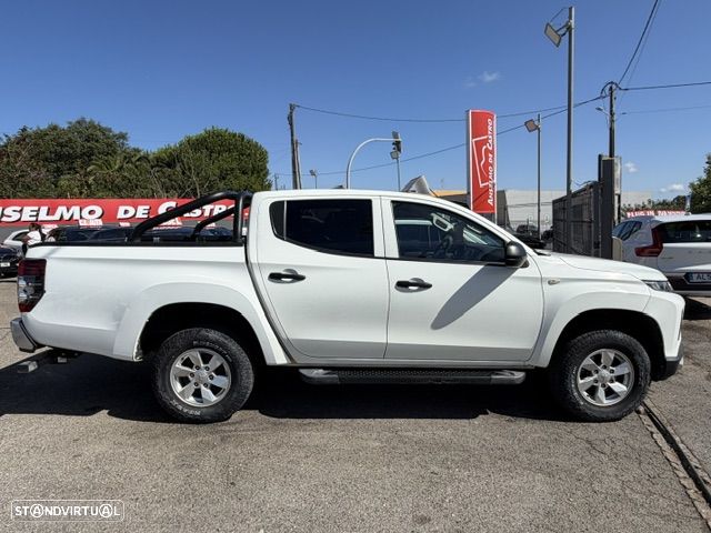Mitsubishi L200 2.3 DI-D Space Cab Invite Strakar Look 4WD - 10
