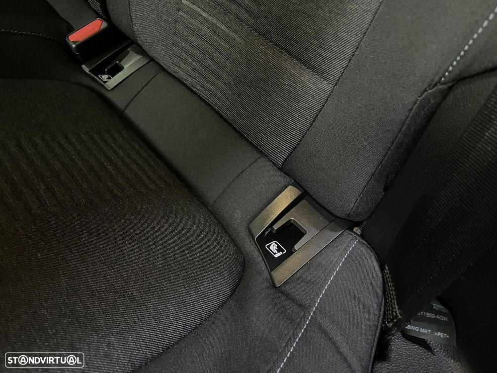 Ford Focus 1.0 EcoBoost Active - 38