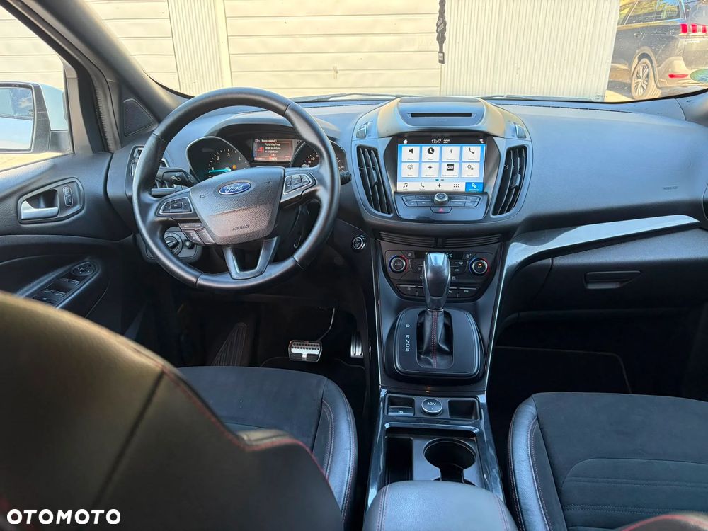 Ford Kuga 2.0 TDCi 4x4 ST-Line - 13