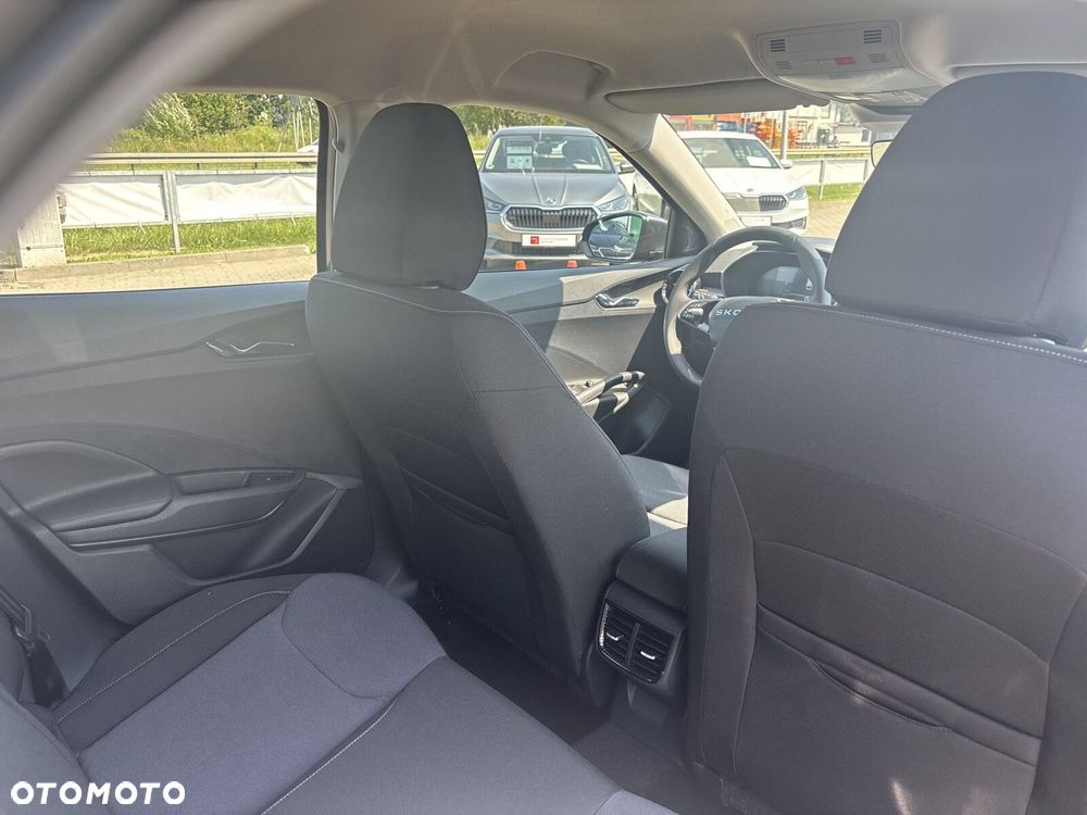 Skoda Fabia 1.5 TSI Drive DSG - 17