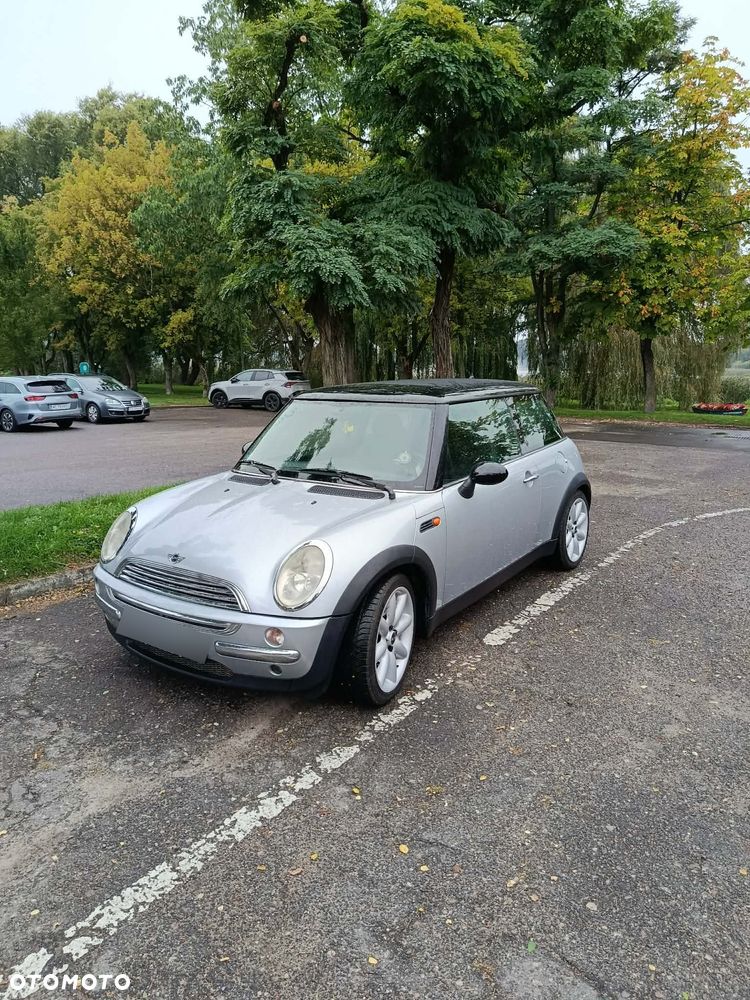 MINI Cooper Standard - 3