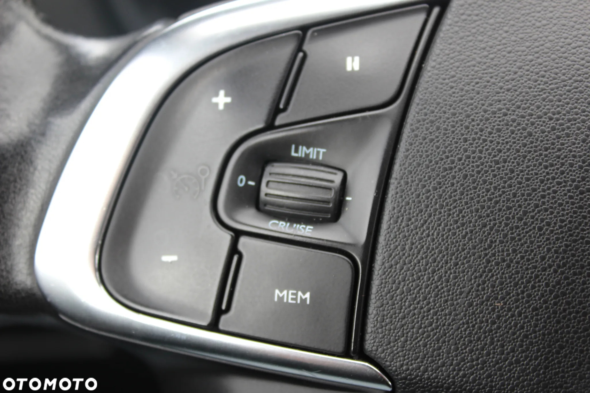 Citroën C4 1.6 BlueHDi Shine S&S - 18