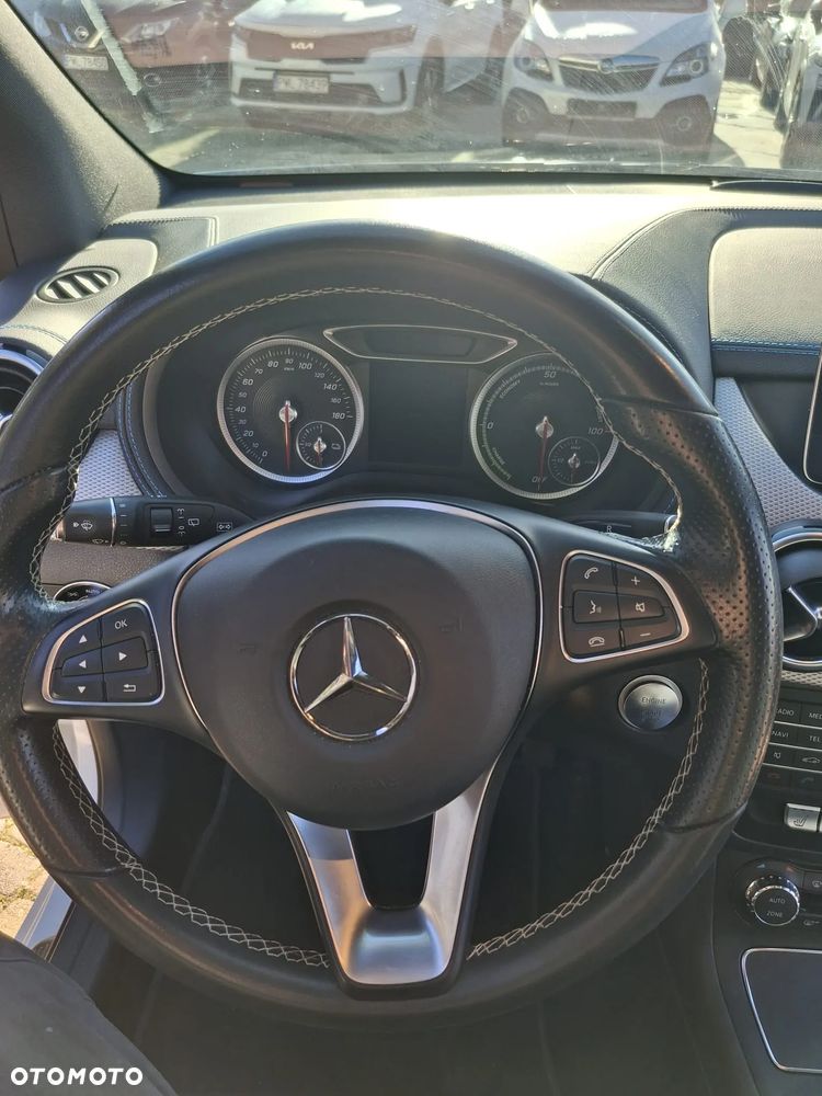 Mercedes-Benz Klasa B (Electric Drive) 250 e - 20