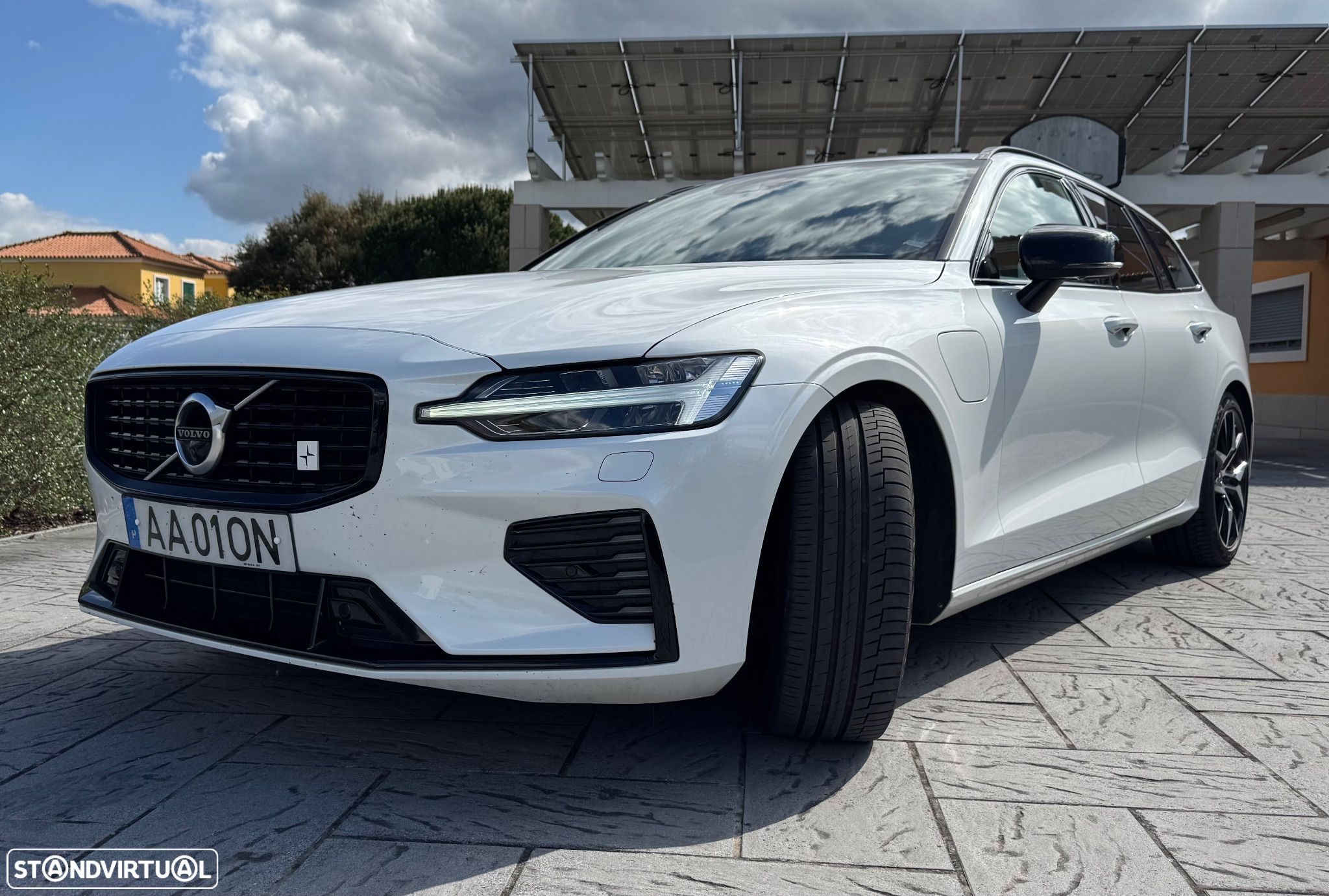 Volvo V60 2.0 T8 AWD TE Polestar Engine - 9