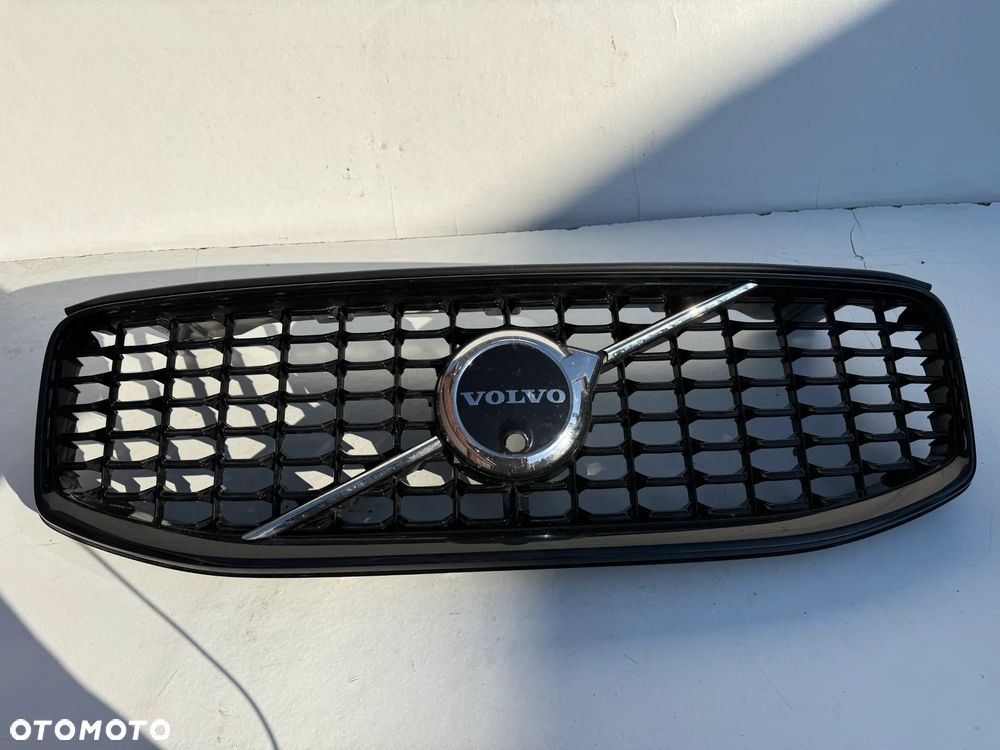 Volvo XC60 lift R-Design grill atrapa 32291026 - 1