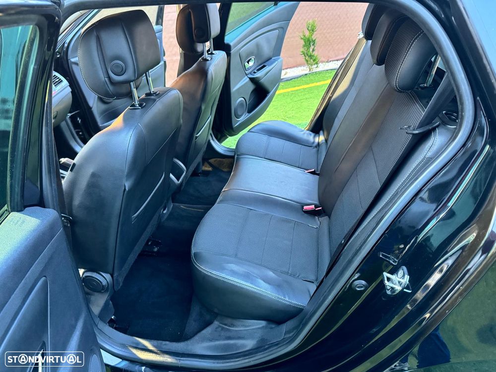 Renault Mégane Sport Tourer 1.5 dCi GT Line - 8