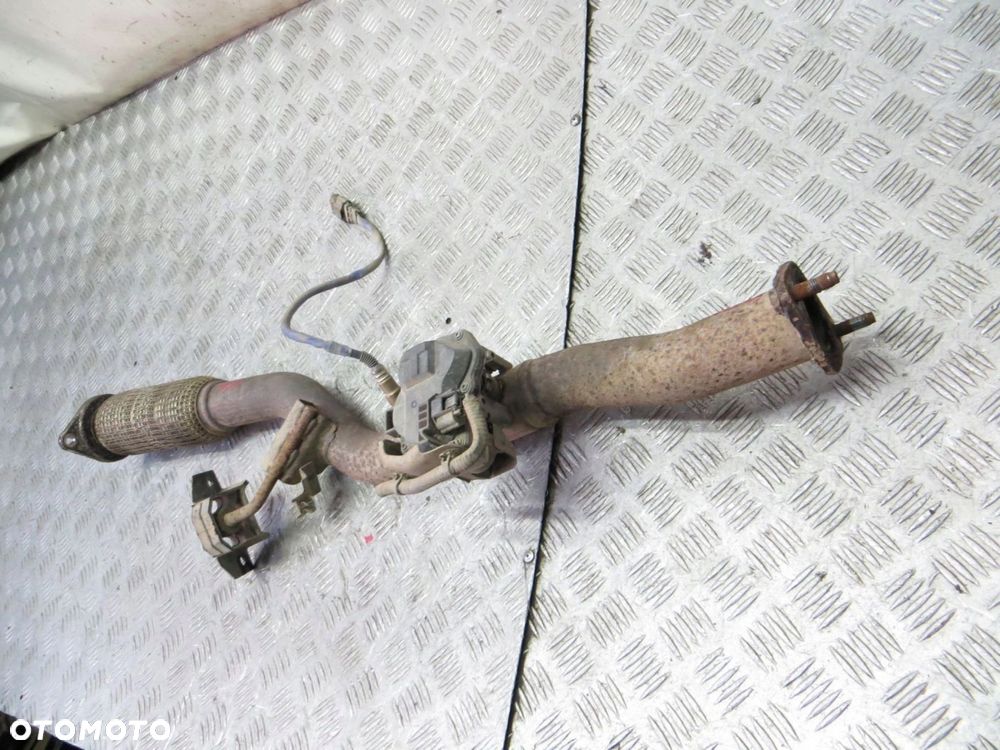 NISSAN X-TRAIL T32 1.6 TŁUMIK PRZEPUSTNICA WYDECHU 14- - 2