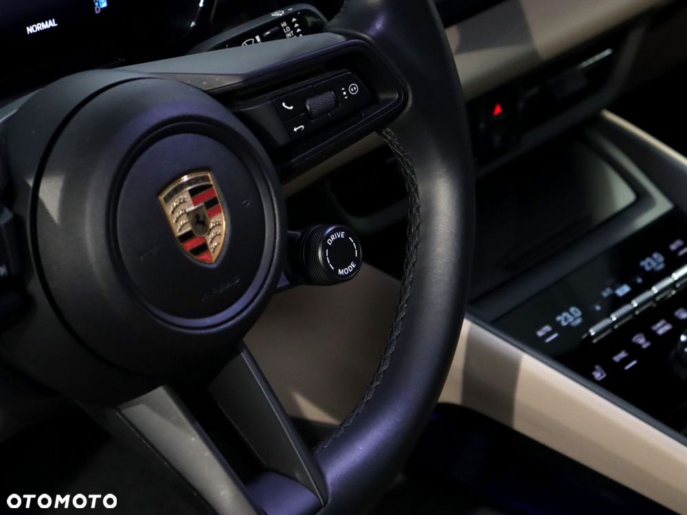 Porsche Macan 4 100kWh - 22