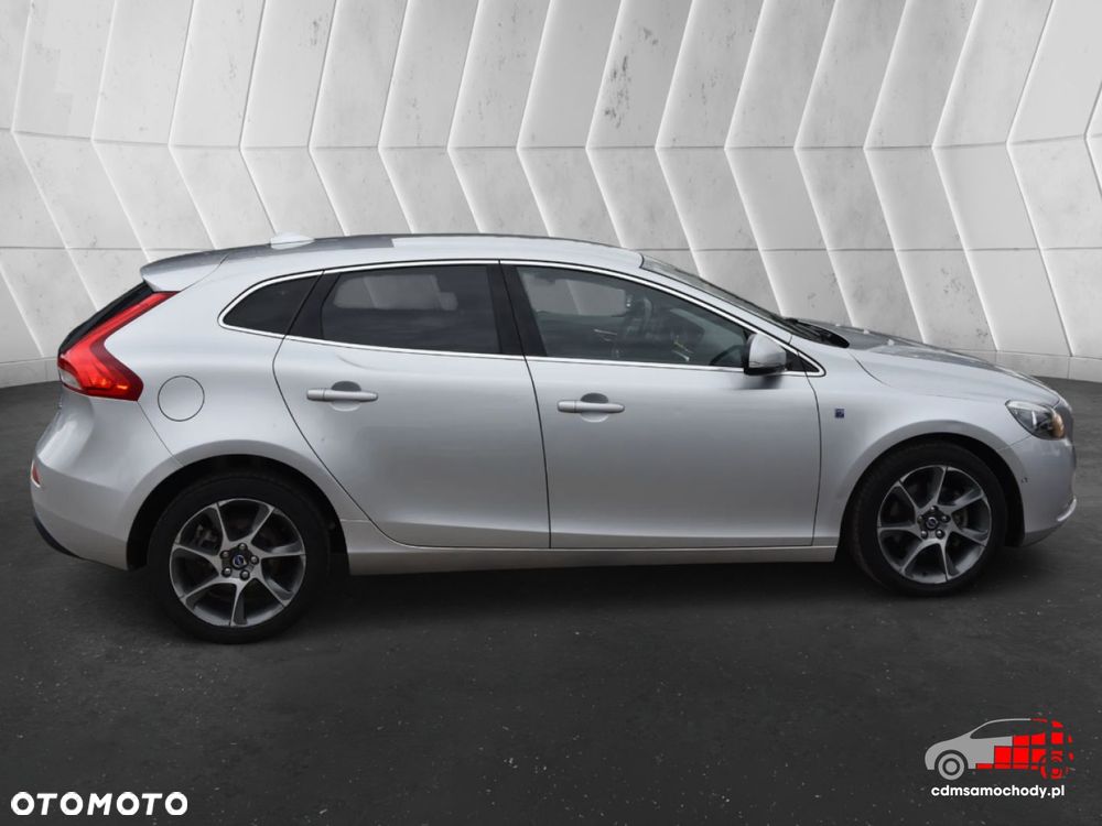Volvo V40 - 11