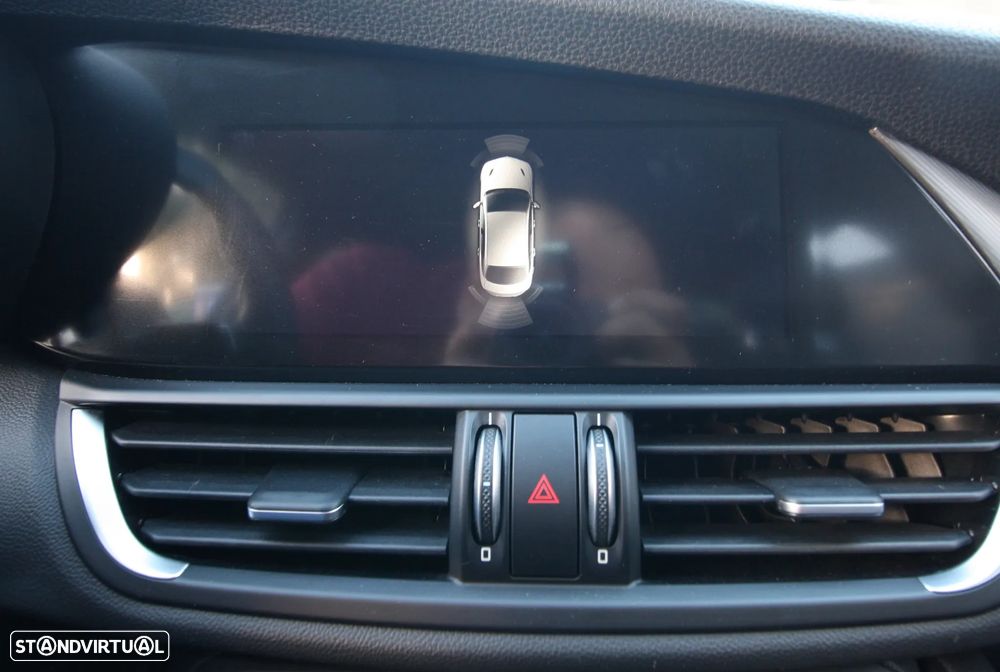 Alfa Romeo Giulia 2.2 D - 33