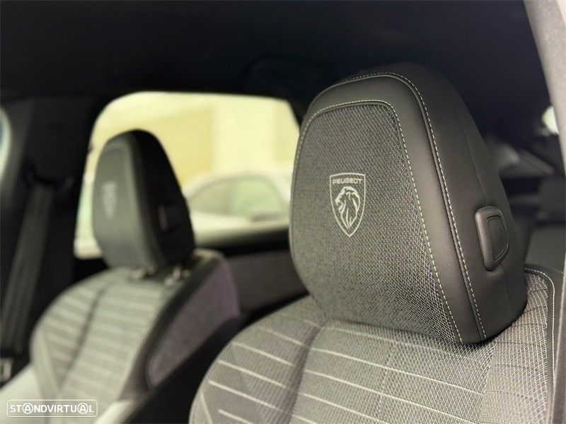 Peugeot 3008 1.2 Hybrid GT e-DCS6 - 16