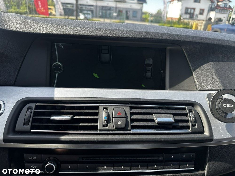 BMW Seria 5 530d Touring - 29