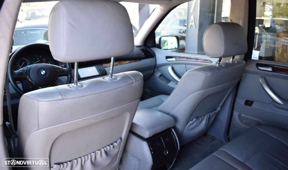 BMW X5 3.0 - 6