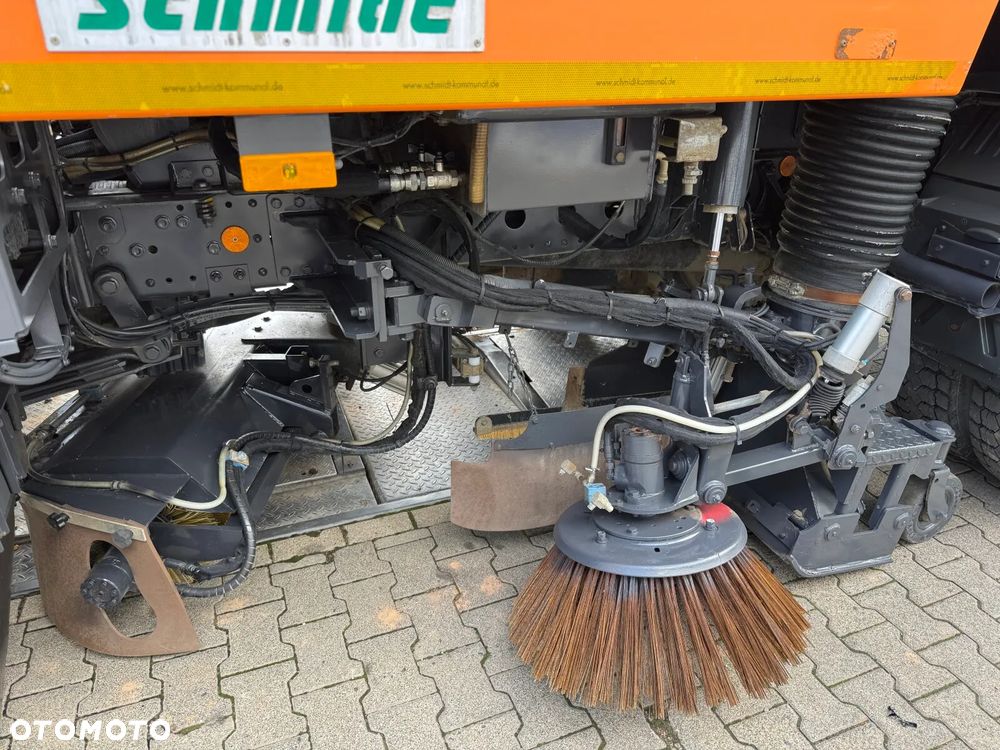 Mercedes-Benz ATEGO 1324 4x2 EURO 6 ZAMIATARKA SCHMIDT SKF S7B - 11
