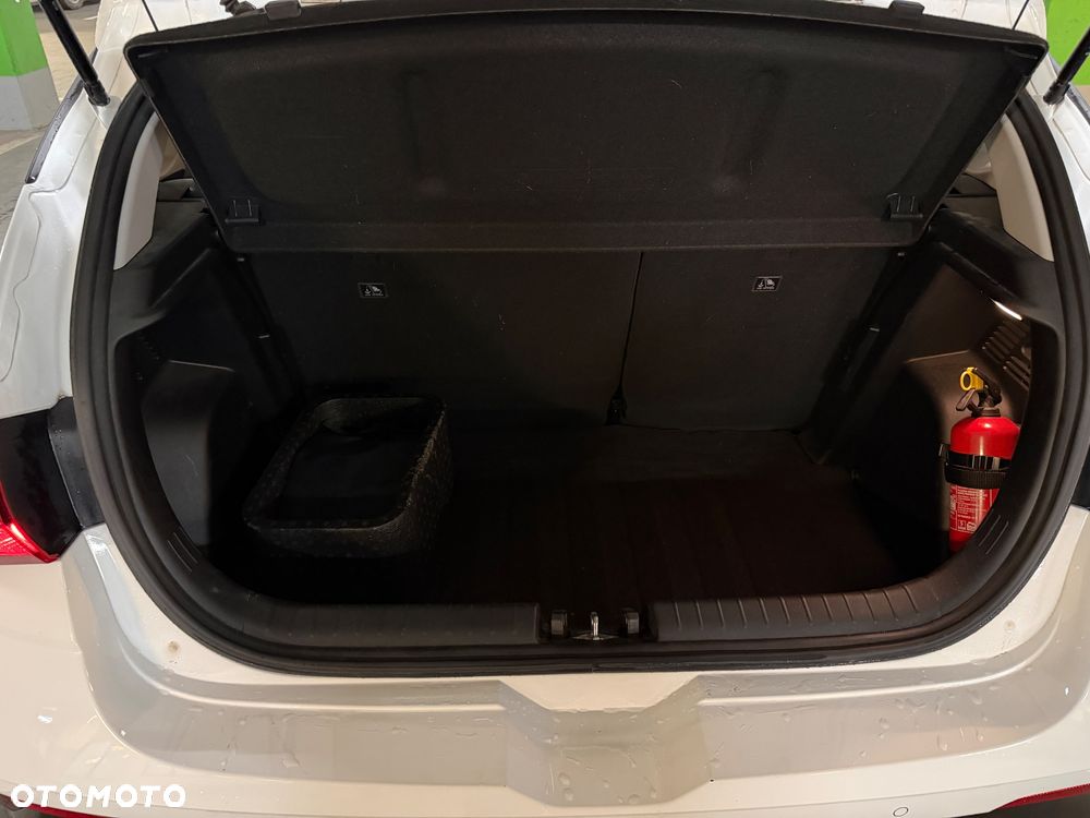 Hyundai i20 1.2 Modern - 35