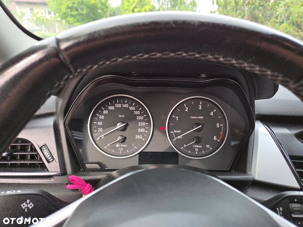 BMW Seria 2 216d - 4