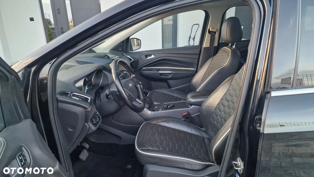 Ford Kuga 2.0 TDCi 4x4 Vignale - 28
