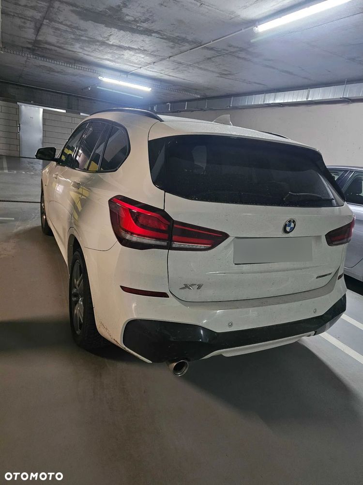 BMW X1 sDrive18i - 4