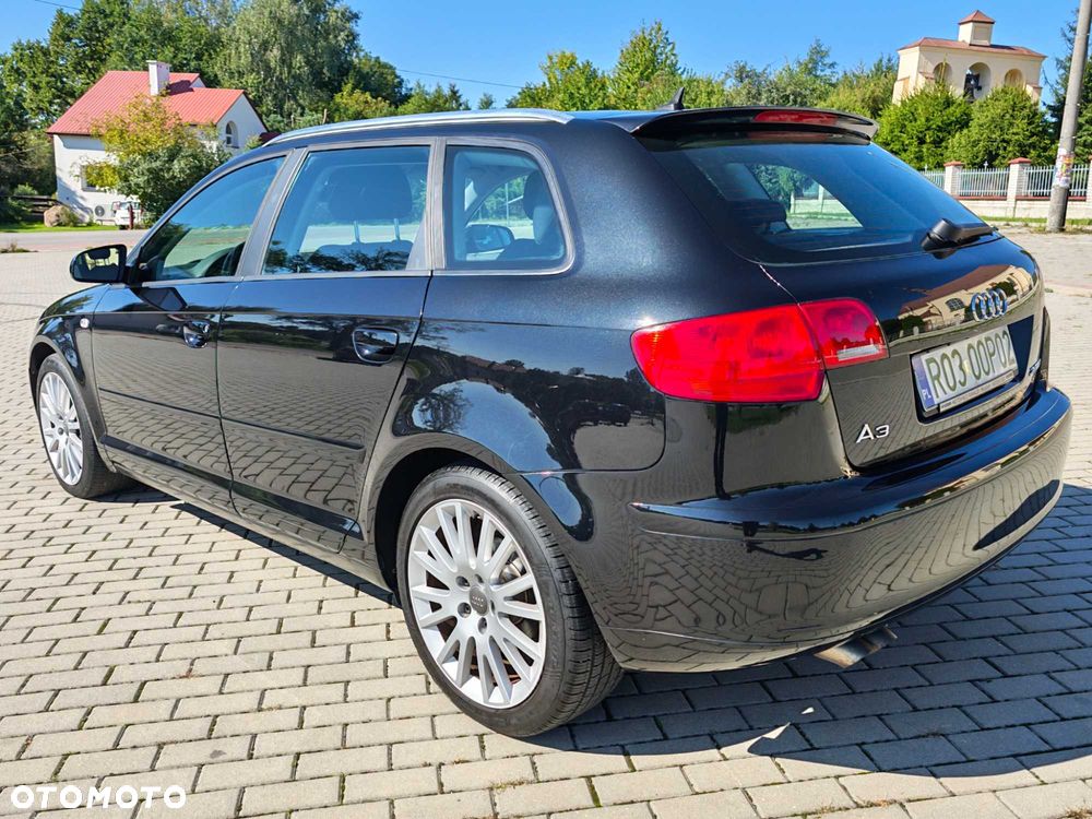 Audi A3 Sportback - 4
