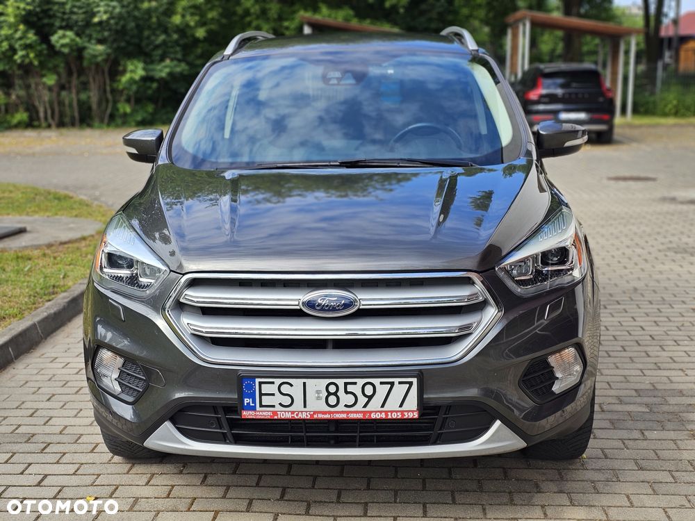 Ford Kuga - 1