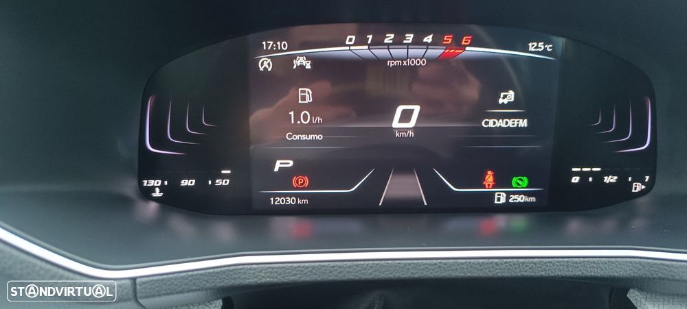 SEAT Tarraco 2.0 TDI Style Plus DSG - 18